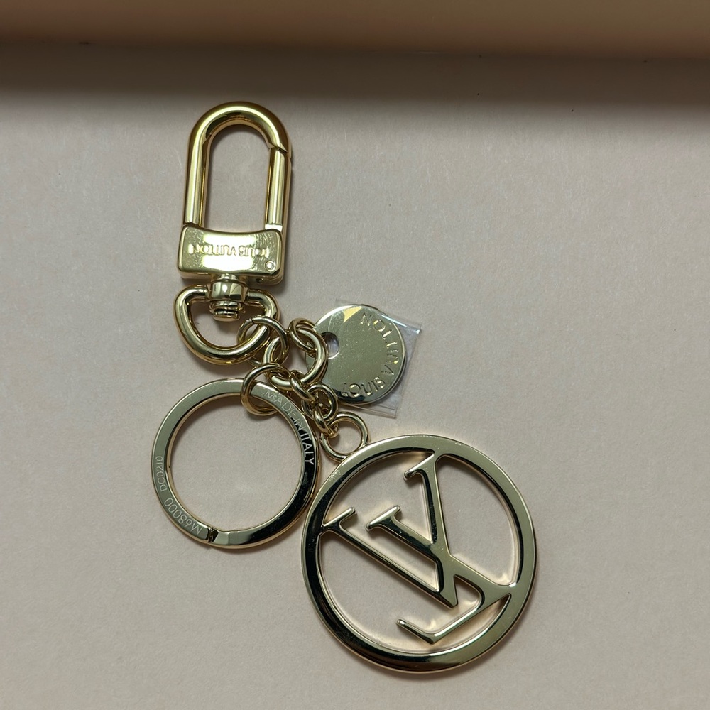 NEW Louis Vuitton keychain